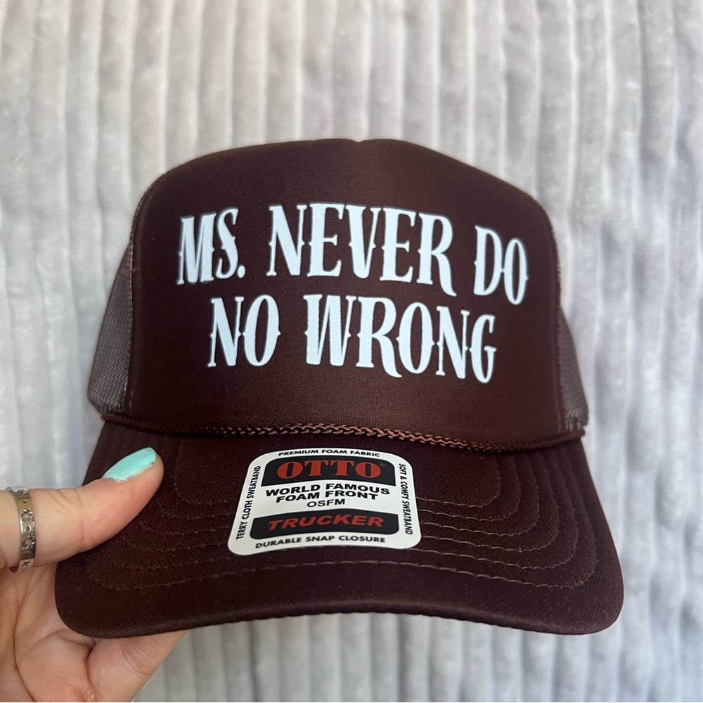 Morgan wallen country western trucker hat